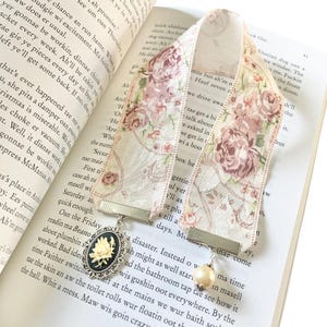 Victorian Cameo Bookmark: Floral Ribbon, Pearl Charm