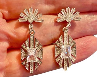 Lightweight Art Deco Clear Crystal Earrings, 1920s Bridal Drop Earrings, Vintage Wedding,  Marquise Crystal Earrings,