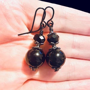Victorian Black Crystal Drop Earrings: Gothic Dangle Bead Earrings