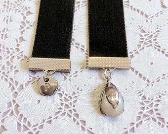 Personalized Velvet Bookmark, Initial Charm Bookmark, Pearl Flower Bookmark, Vintage Bookmark, Black Velvet Bookmark With Tulip Flower Charm