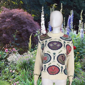 Whimsical 90’s Northern Isles floral hand embroidered sweater with great color scheme gently worn condition size small ramie/cotton blend