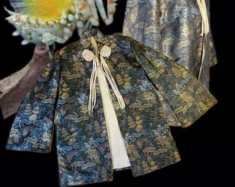 Stunning 40’s Asian brocade silk swing coat gorgeous metallic silver’s throughout will fit size S/M in great condition