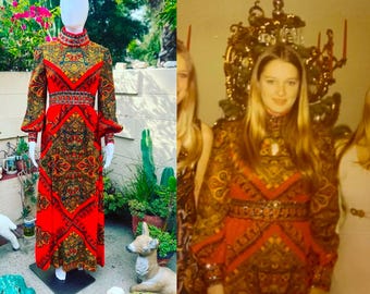 60s psychedelic Egyptian goddess gown sequins union made . Custom made in the 60’s gorgeous size 2/4