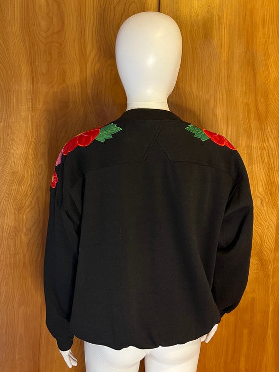 Adorable novelty sweatshirt with satin poppy appl… - image 4