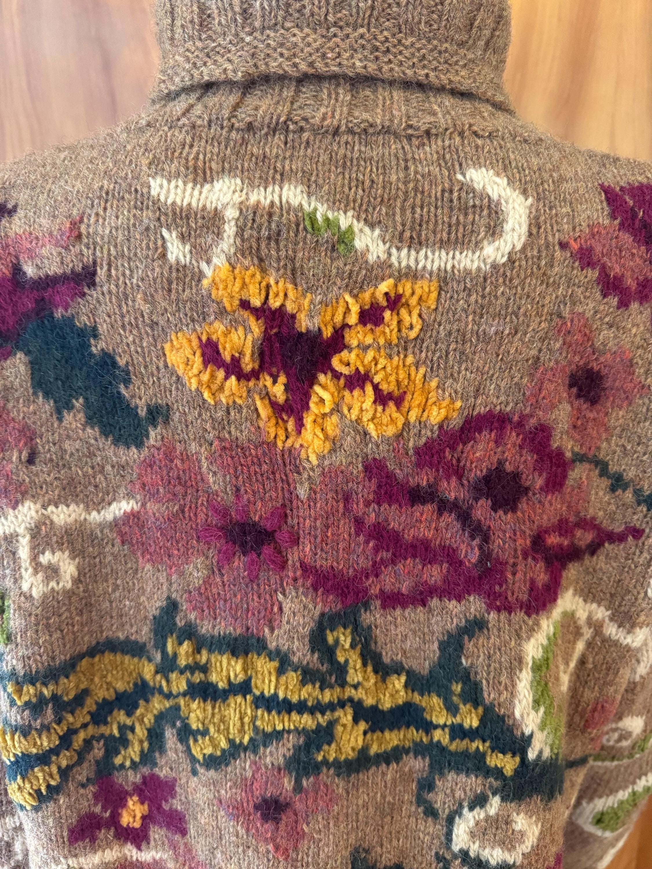90s “the Cottagecore Conjuring Sweater” – Express Tricot Handknit