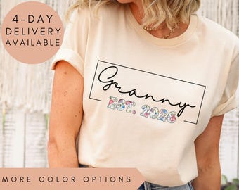 Custom Granny Shirt, Personalized Granny Est 2026 Tee, Grandma Gift Shirt, New Grandma Top, Floral Granny Granny T-Shirt, Granny Gift Shirt