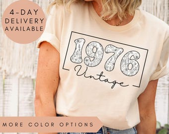 Floral 1976 Vintage Shirt, 1976 Tee, Vintage 1976 Tshirt, 1976 Top, 1976 Shirt, 1976 Vintage Tee, 1976 Line Art Shirt, Vintage 1976 Shirt