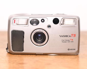 Yashica T4 Safari - Limited Edition - Kyocera Slim T - Point Yashica T4 Safari - Limited Edition - Kyocera Slim T - Point