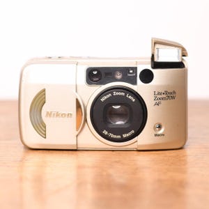 Nikon Lite Touch Zoom 70W QD - Point and Shoot - analog camera - good condition - Vintage