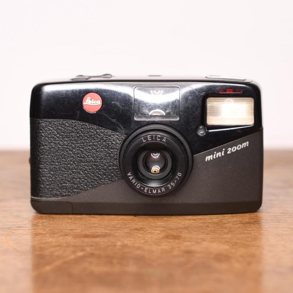 LEICA Q (Typ 116) appareil photo compact anodisé argent