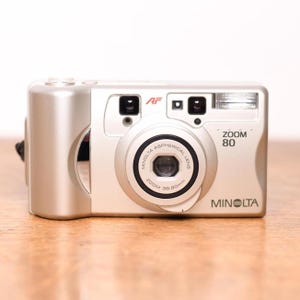 Minolta Zoom 80 - Freedom Zoom - Point and Shoot - analog camera - like new - Vintage