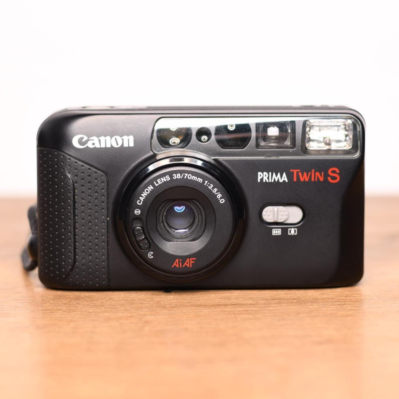Appareil Photo Argentique Canon Prima Twin S - Compact Autofocus 38-70mm - Point & Shoot Révisé