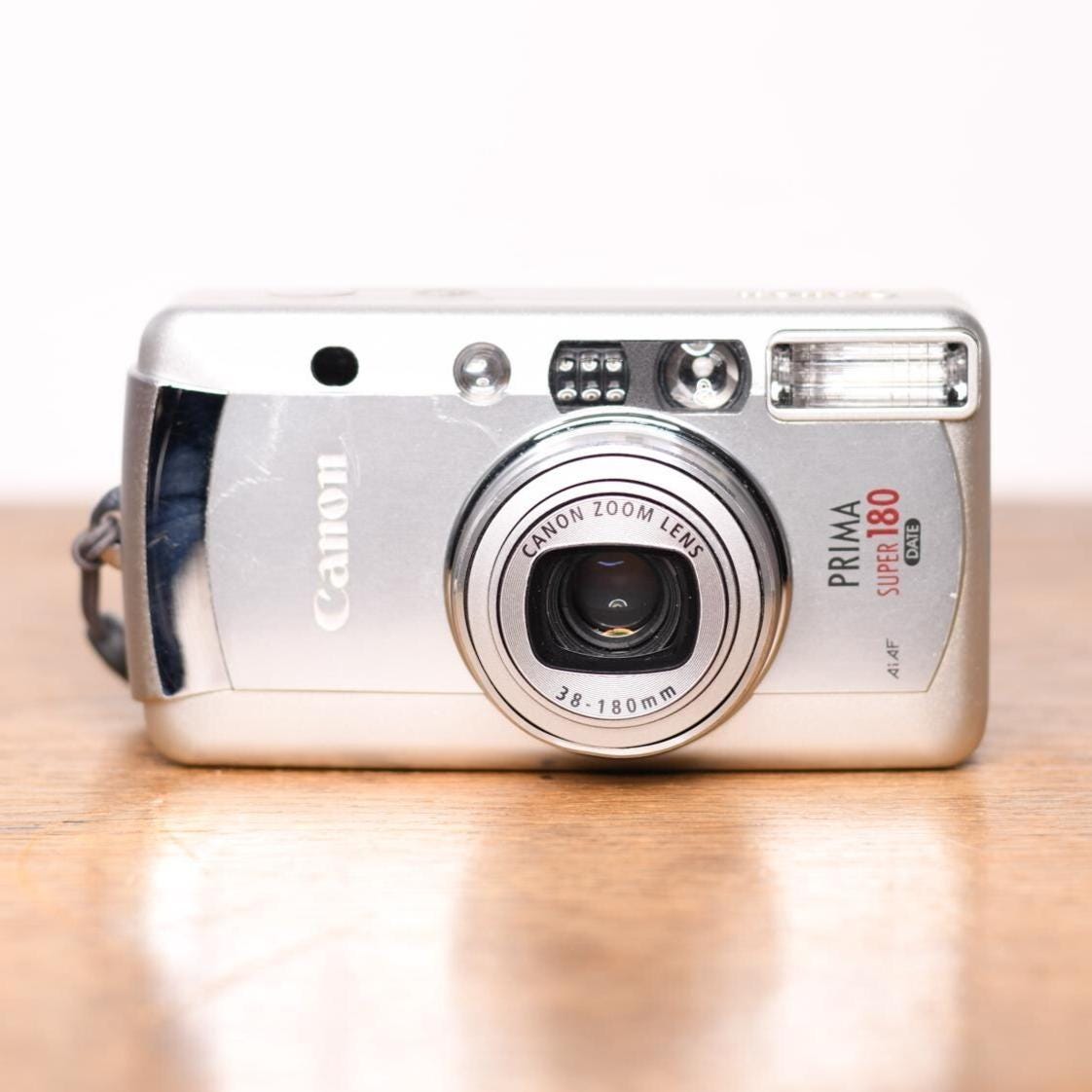 Canon Prima Super 180 - Point and Shoot - analog camera including camera bag - very good condition - vintage