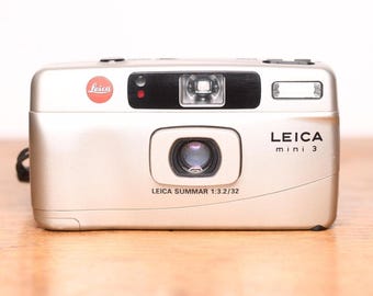 Leica Z2x- 35-70mm - Vintage Film - 35mm Point Shoot Camera