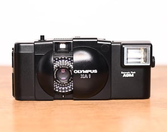 Vintage Olympus XA XA2 35mm Camera Lot With A16 A11 Flash Lot