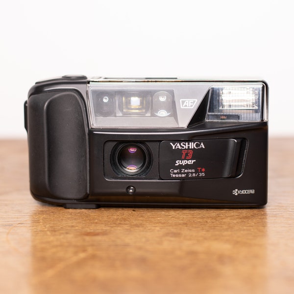 Yashica T3 super - Kyocera TScope2 - Point and Shoot - analog camera - like new - Vintage