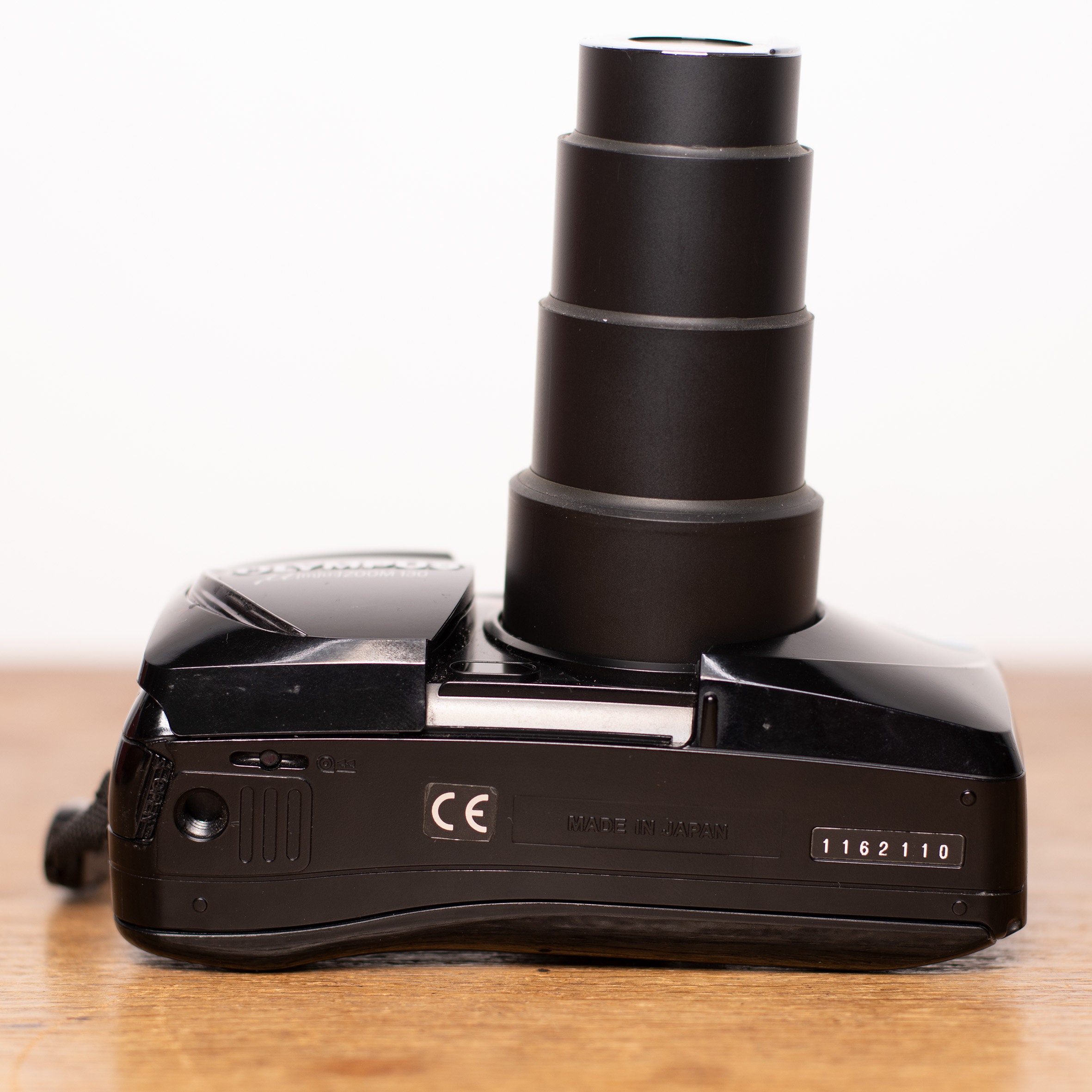 Olympus Mju Zoom 130 - µ - Stylus Zoom - Point and Shoot Olympus Mju Zoom 130 - µ - Stylus Zoom - Point and Shoot