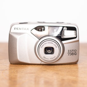 Pentax Espio 738 G - Point and Shoot - analog camera - very good condition - vintage
