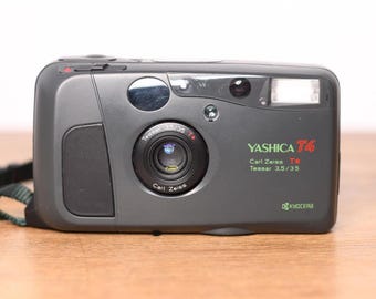 Boxed Yashica T4 - Kyocera Slim T - Point and Shoot - Analog