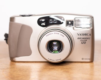 Yashica Microtec Zoom 120 - Point and Shoot - analogue camera - like new - vintage