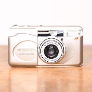 Olympus Superzoom 80g - Infinity Zoom 80 - Point and Shoot - analog camera - very good condition - vintage