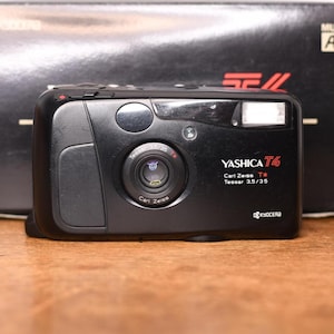 kyocera slim t 。　　 Q926 MINT] Kyocera Slim T Yashica T4 Point & Shoot Camera 35mm