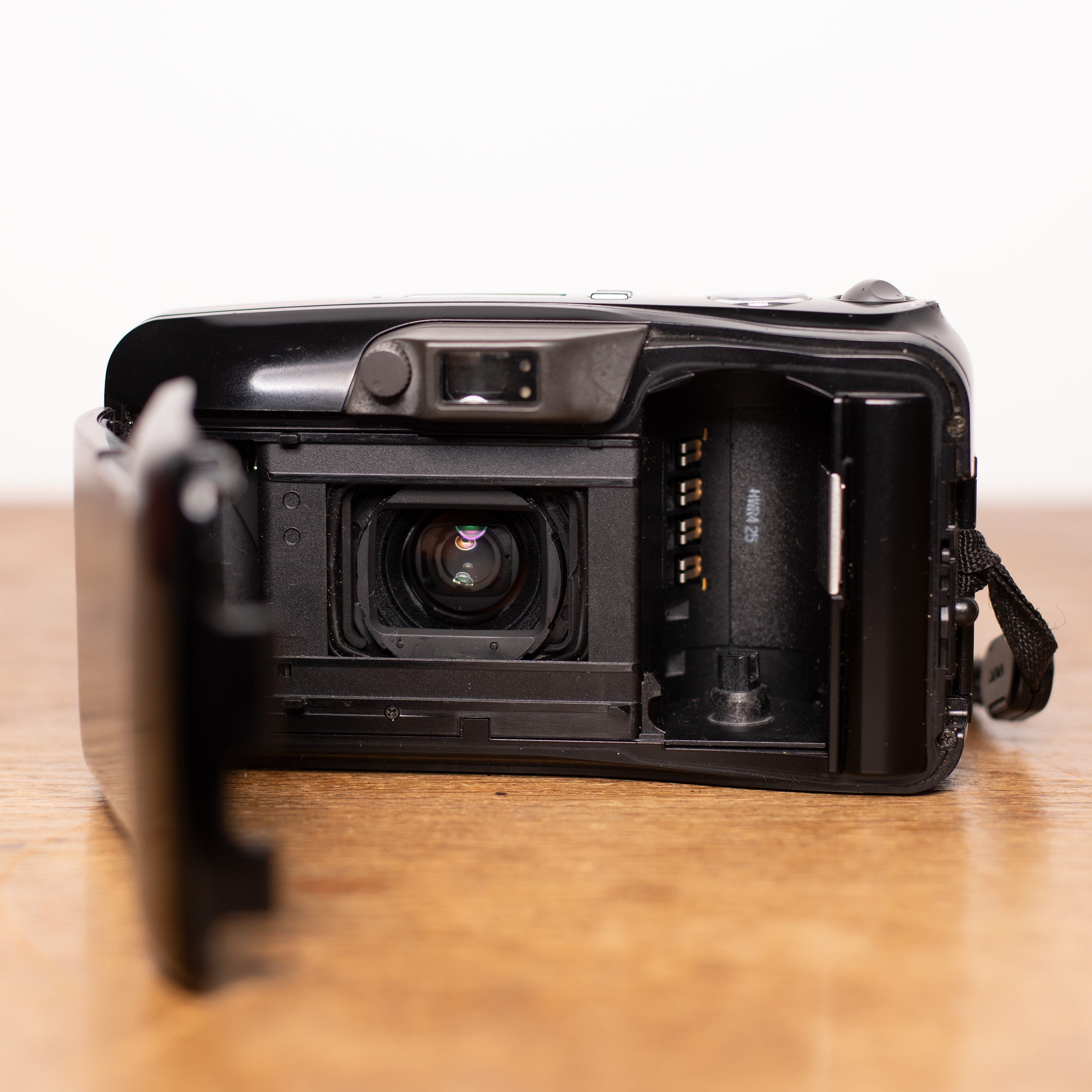Olympus Mju Zoom 130 - µ - Stylus Zoom - Point and Shoot Olympus Mju Zoom 130 - µ - Stylus Zoom - Point and Shoot