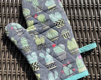 Oven Mitt Pot Holders- Cactus Design - Canvas Oven Mitt - Kitchen Gloves - Perfect Mother's Day and Housewarming Gift