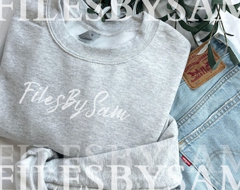 Gildan 18000 Grau Mockup Gildan Ash Grau Sweatshirt Mockup Sweatshirt Modell Mockup Grau Gildan Mock ups 18000 Ash Grau