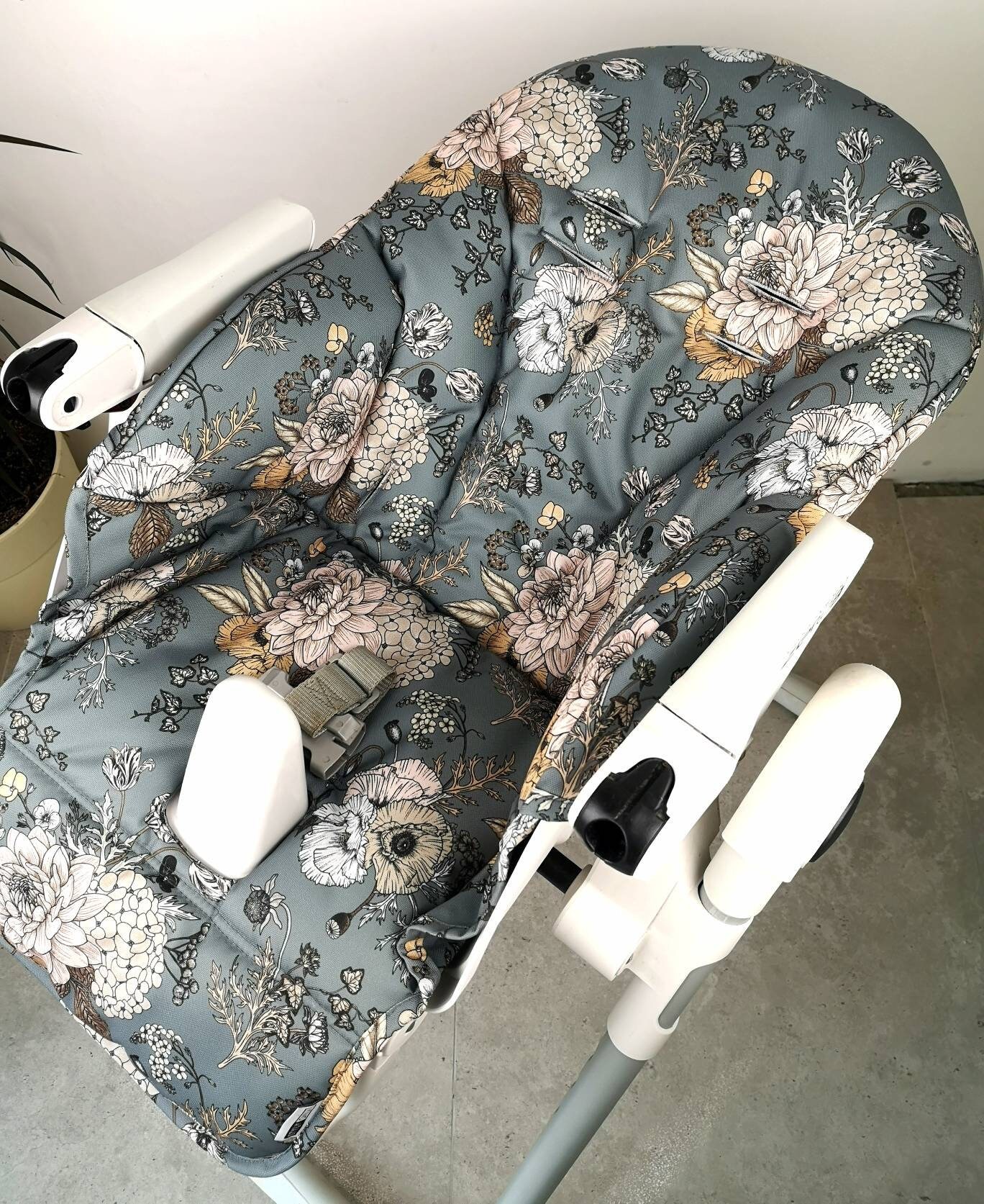tripp trapp chair from stokke Stokke Tripp Trapp High Chair with Cushion & Tray