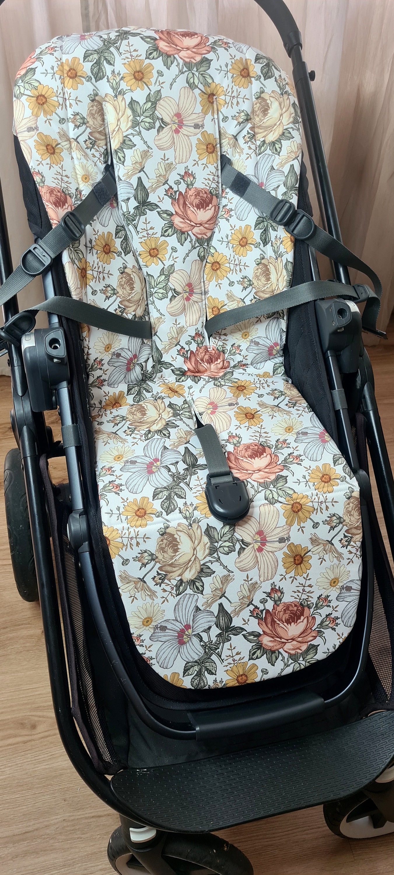 Cruz vogue pram hotsell