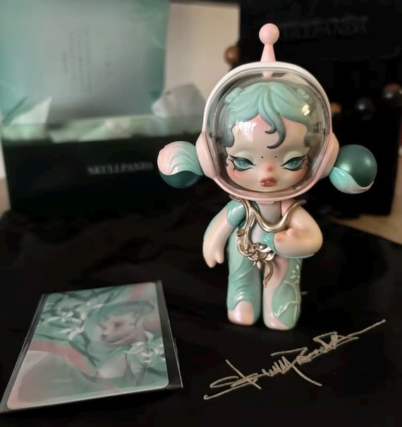 Skullpanda X Popmart - Skullpanda Baby - Orchid Yiqing