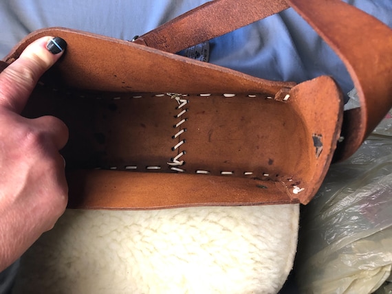 Authentic, Old, Cute Saddle Purse - image 5