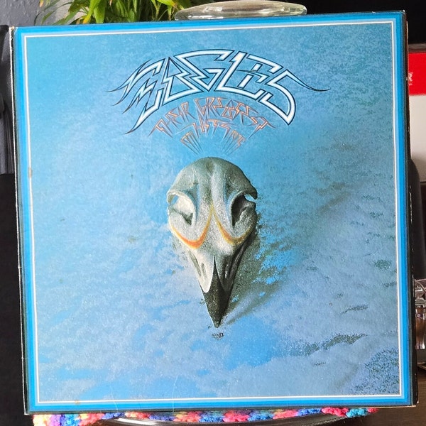 The Eagles - Their Greatest Hits 1971-1975 - 1976 Elektra/Asylum Records - ORIGINAL FIRST Pressing/CSM Embossed Cover - Vtg. Vinyl - 7E-1052