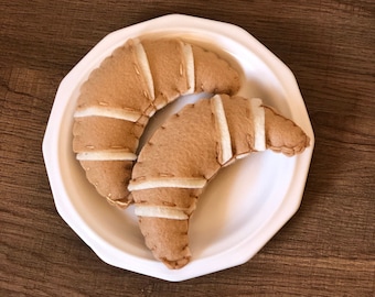 Felt Croissants, set of 2, Felt Breakfast Food, Pretend Play, Play Kitchen, Pretend Food