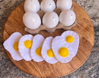 Felt Eggs, felt breakfast, pretend play, play food, felt groceries