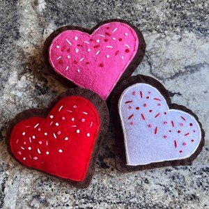 Felt Valentine Cookies, felt cookies, play food, valentines gifts, felt heart cookies, felt sprinkle cookies