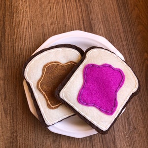 Felt PbB&J, felt peanut butter and jelly, felt food, play kitchen food