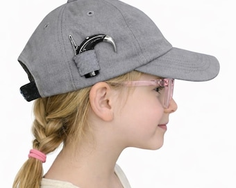 Accesorios para implantes cocleares para niños: gorra de béisbol compatible con BTE, edades de 4 a 10 años, marca Earfree.