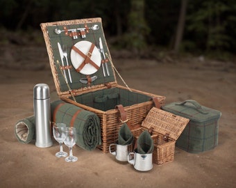 Deluxe Handwoven Green Tweed 2 Person Hamper Complete Set