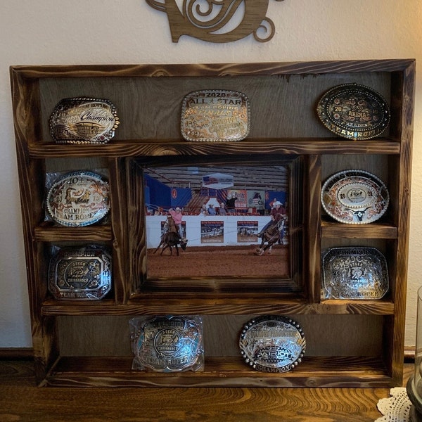 Belt buckle display case