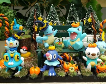 Décoration en bois peint avec les pokemons starter eau spécial Halloween