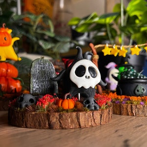 Korogus Korok Halloween polymer clay on wooden disc zelda