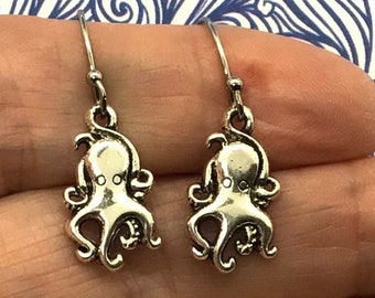 Octopus Earrings, Octopus Jewelry, Silver Octopus Earrings, Cute Octopus Earrings, Sea Life Earrings, Fish Earrings, Gift for Octopus Lover