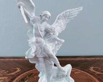 大天使ミカエル像、高さ20cm（7.87インチ）、固体樹脂製 - - Etsy 日本