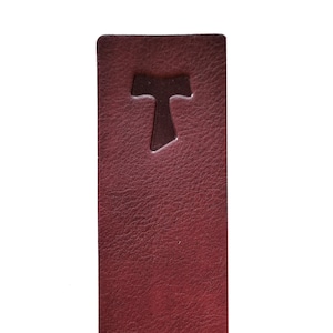 Genuine leather bookmark with engraved Tau Cross. Gift idea. Saint Francis of Assisi. Suitable for Bible, Gospel, Priests. Gift for Christians.
