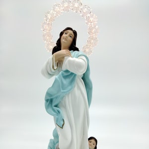 Estatua de Nuestra Señora de la Asunción de Murillo cm. 30 resina para interior y exterior con halo iluminado