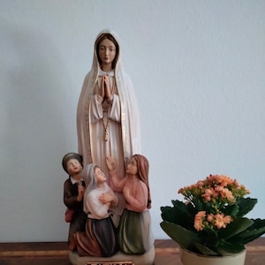 Our Lady of Fatima wooden statue  VARIOUS SIZES AVAILABLE