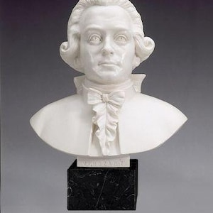 Bust of Wolfgang Amadeus Mozart in white marble dust 28 cm | Italy | 11.02&#39;&#39; Wolfgang Amadeus Mozart bust | Made in Tuscany |