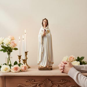 Statue of Our Lady of the Mystical Rose, 30 cm, in marble dust.